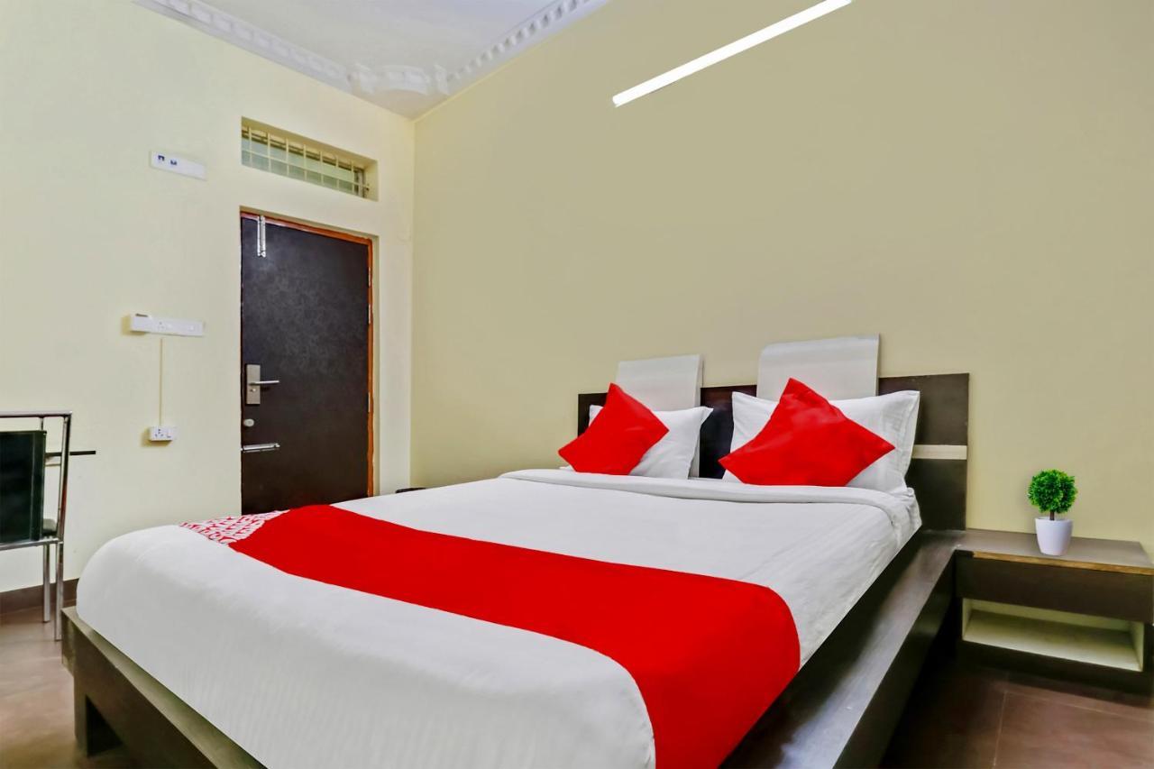 Oyo J P Palace Hotel Dod Ballapur Exterior photo